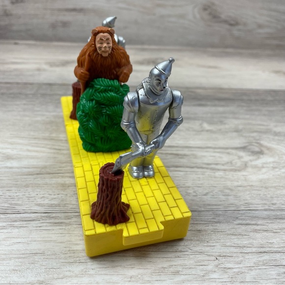 Wizard of Oz  Tin Man Lion Blockbuster 1997 Movable Toys Lot - Picture 2 of 9